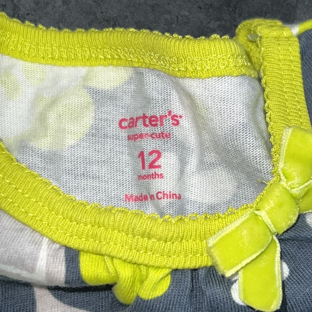 Carter’s Ruffle Top 12M - Picture 2 of 3